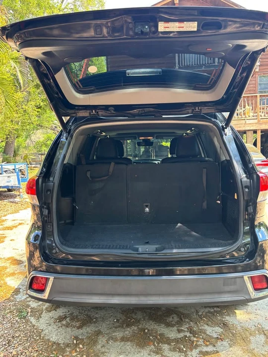 2018 Toyota Highlander - Image 8 of 19