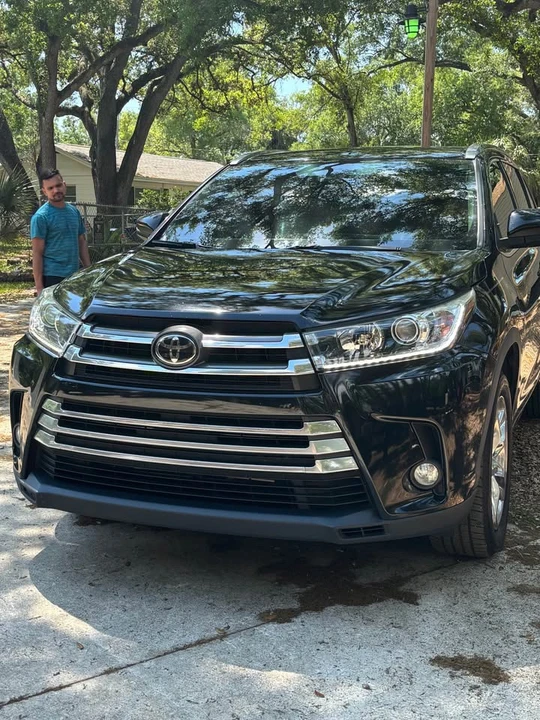 2018 Toyota Highlander - Image 2 of 19