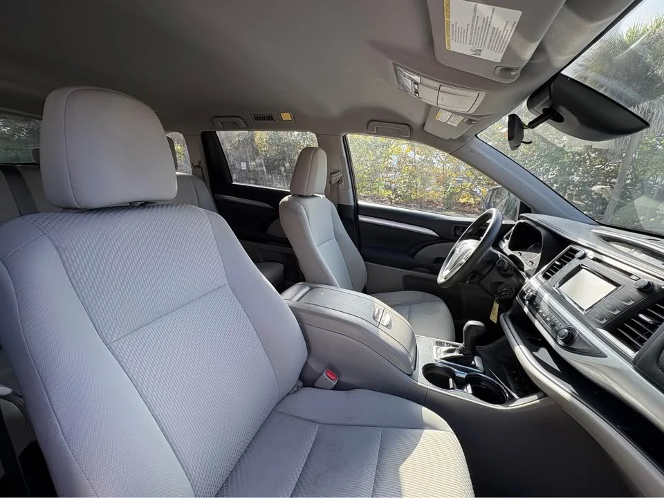 2018 Toyota Highlander - Image 11 of 14