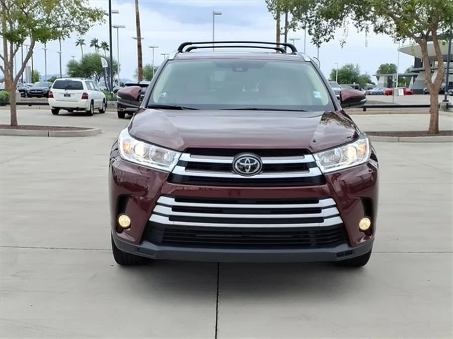 2018 Toyota Highlander - Image 3 of 15