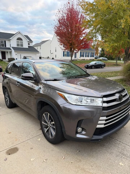 2018 Toyota Highlander - Image 2 of 7