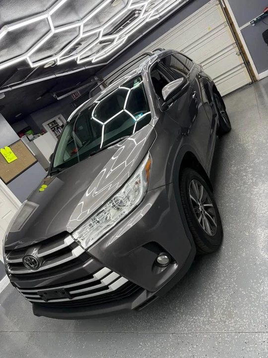2018 Toyota Highlander - Image 5 of 20