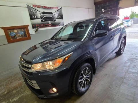 2018 Toyota Highlander - Image 2 of 18