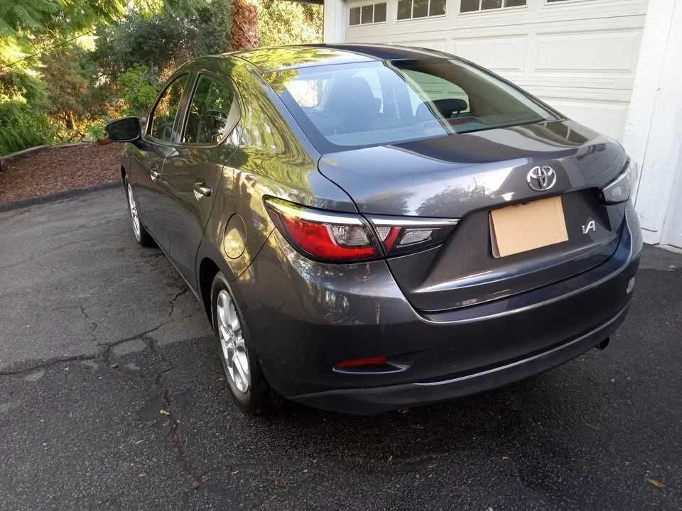 2018 Toyota Yaris - Image 4 of 11