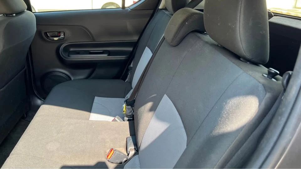 2018 Toyota Prius 4th Gen - Image 8 of 8