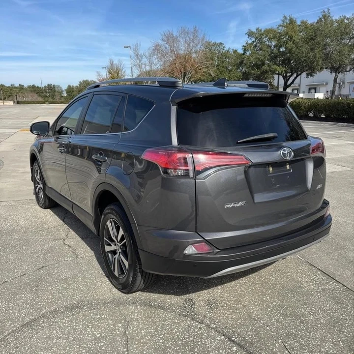 2018 Toyota RAV4 4th Gen - Image 6 of 20