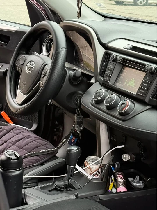 2018 Toyota RAV4 4th Gen - Image 2 of 13