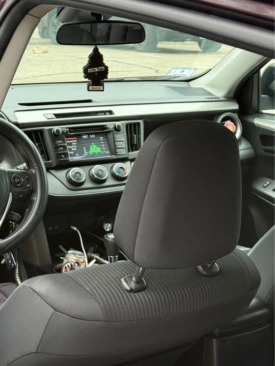 2018 Toyota RAV4 4th Gen - Image 5 of 13