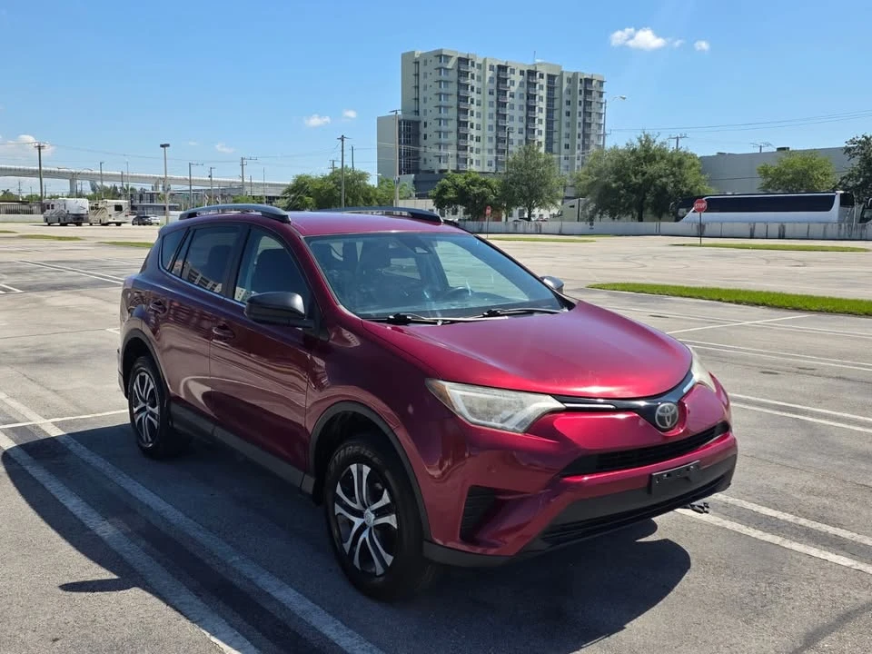 2018 Toyota RAV4 4th Gen - Image 7 of 13