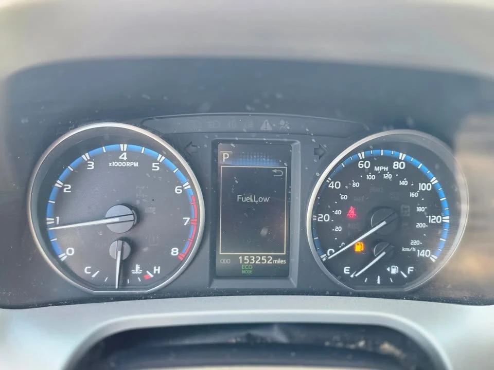 2018 Toyota RAV4 4th Gen - Image 4 of 13