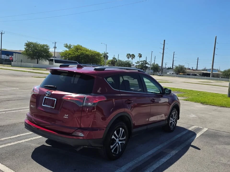 2018 Toyota RAV4 4th Gen - Image 8 of 13