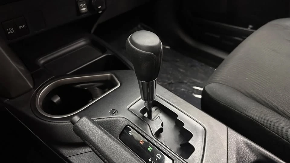 2018 Toyota RAV4 4th Gen - Image 12 of 20