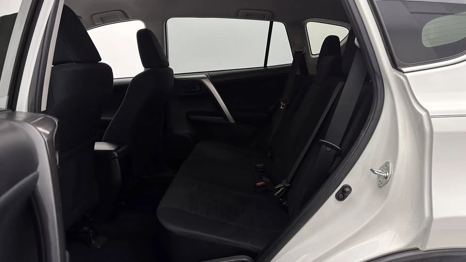 2018 Toyota RAV4 4th Gen - Image 18 of 20