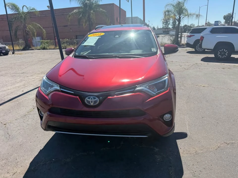 2018 Toyota RAV4 4th Gen - Image 3 of 9