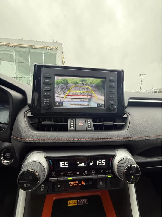 2018 Toyota RAV4 4th Gen - Image 8 of 9