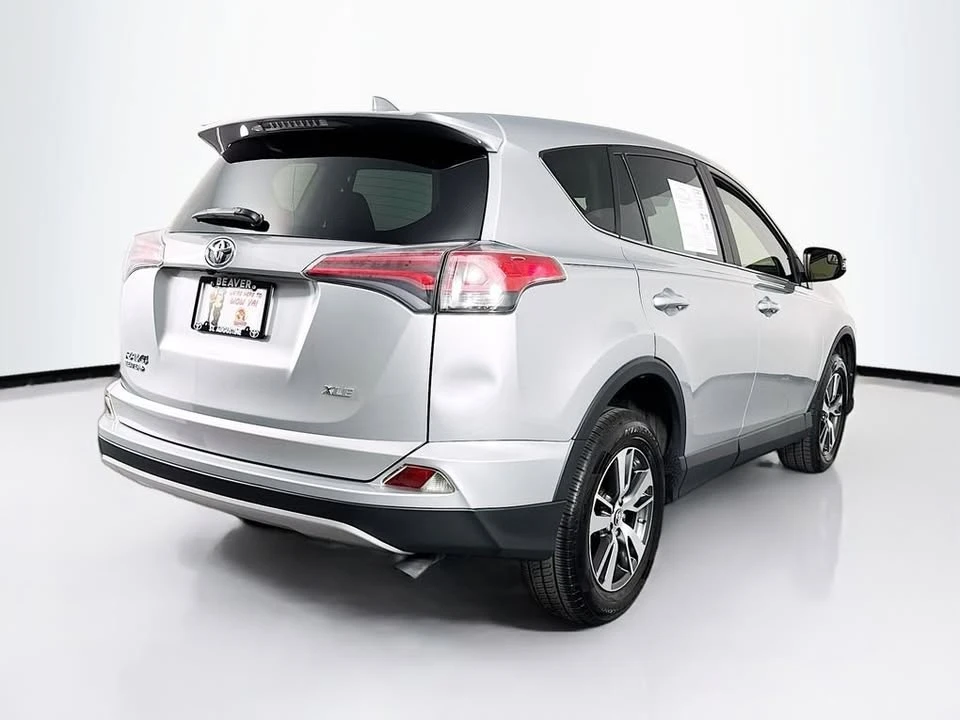 2018 Toyota RAV4 4th Gen - Image 3 of 12