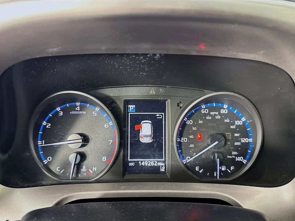 2018 Toyota RAV4 4th Gen - Image 6 of 12