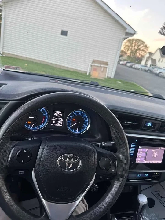 2018 Toyota Corolla 11th Gen - Image 4 of 11