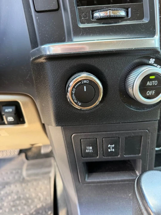 2018 Toyota Sequoia 2nd Gen - Image 6 of 9