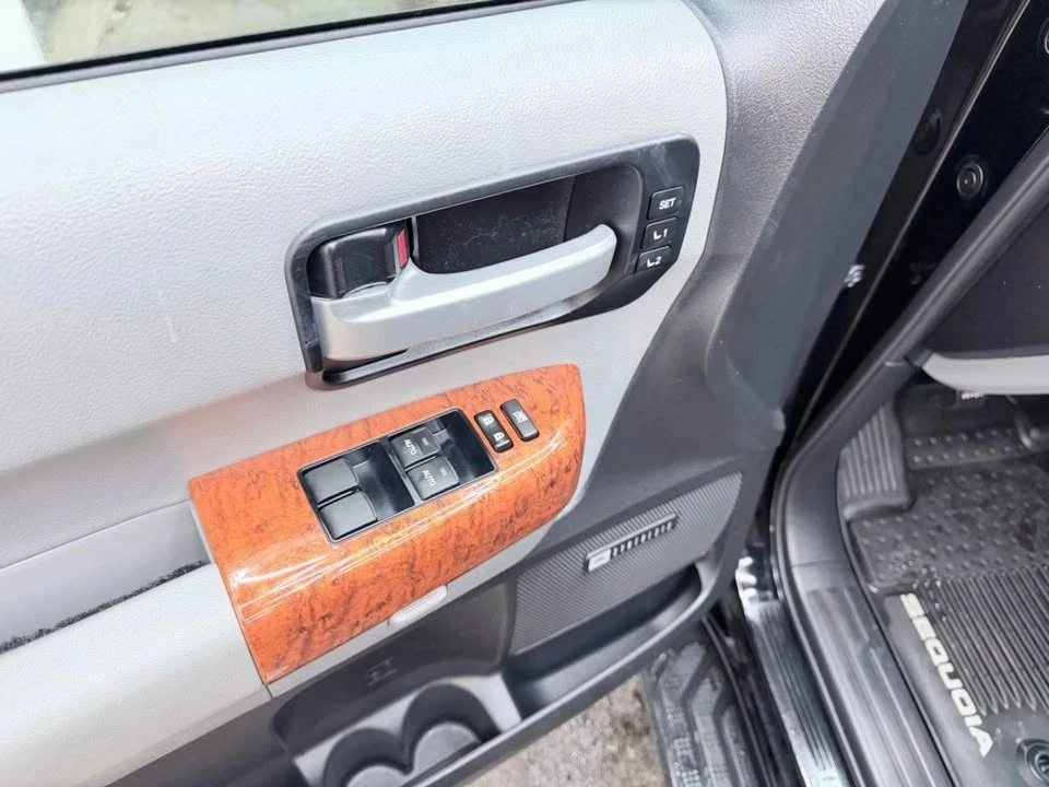 2018 Toyota Sequoia 2nd Gen - Image 17 of 20