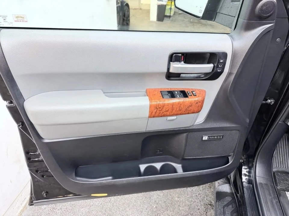 2018 Toyota Sequoia 2nd Gen - Image 16 of 20