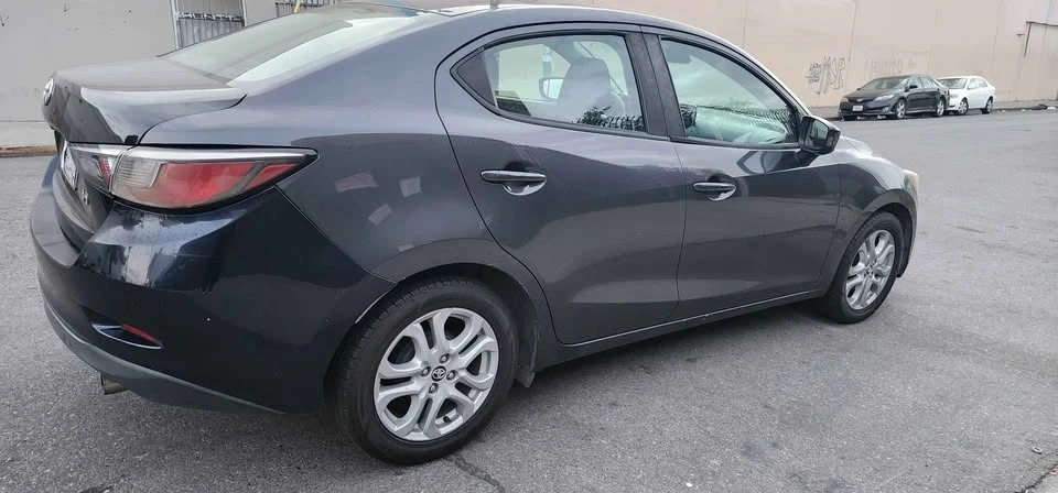 2018 Toyota Yaris - Image 5 of 16