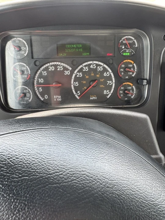 2018 Triumph - Image 22 of 22