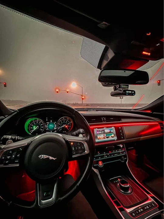 2018 Jaguar X260 XF - Image 7 of 9