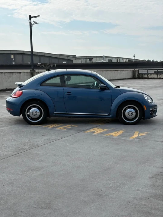 2018 Volkswagen A5 Beetle - Image 2 of 15