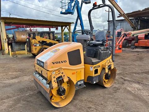 2018 Volvo DD25B