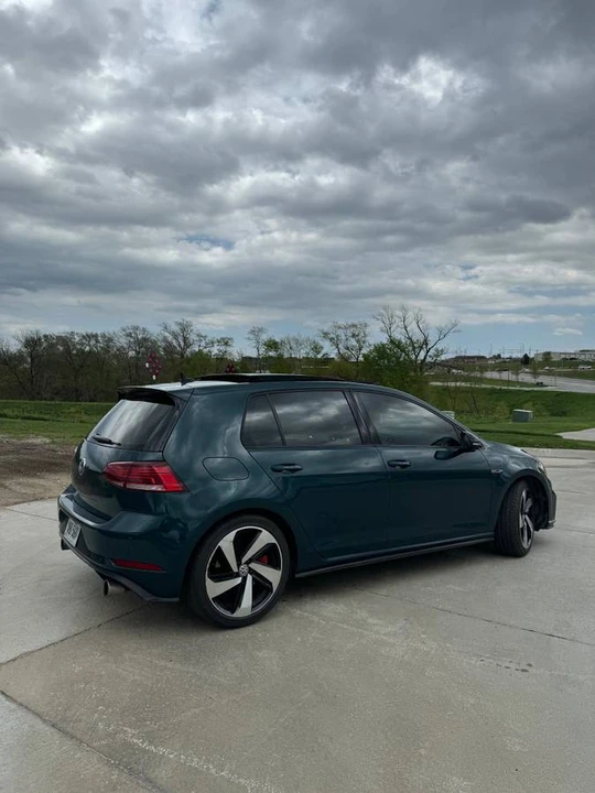 2018 Volkswagen GTI Mk7 - Image 3 of 9