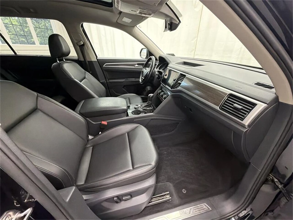 2018 Volkswagen Atlas - Image 13 of 17