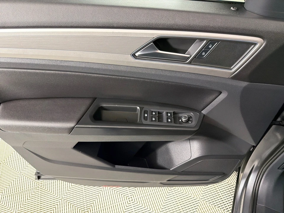 2018 Volkswagen Atlas - Image 10 of 21