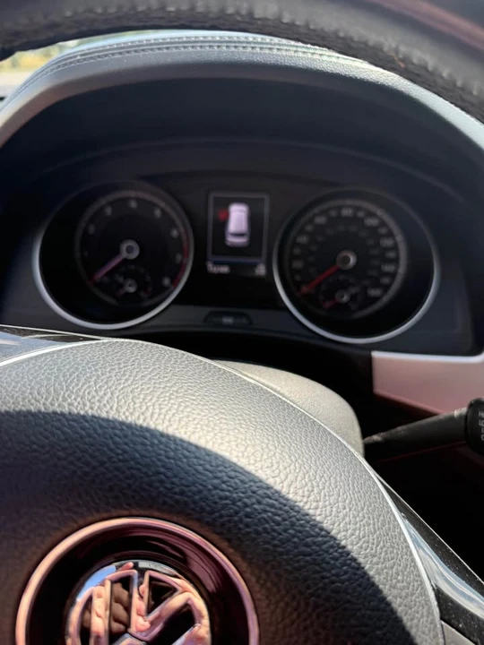 2018 Volkswagen Atlas - Image 8 of 9