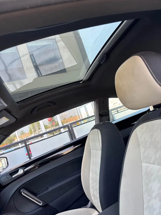 2018 Volkswagen A5 Beetle - Image 8 of 19