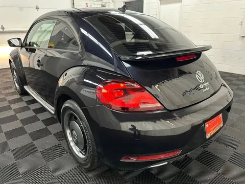 2018 Volkswagen Beetle 2.0T Coast