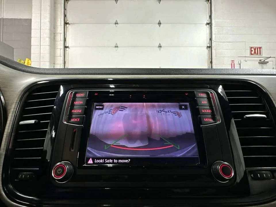 2018 Volkswagen A5 Beetle - Image 2 of 20