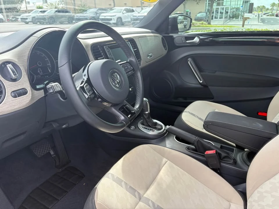 2018 Volkswagen A5 Beetle - Image 5 of 10