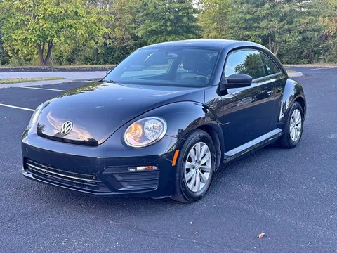 2018 Volkswagen Beetle 2.0T Coast Hatchback 2D