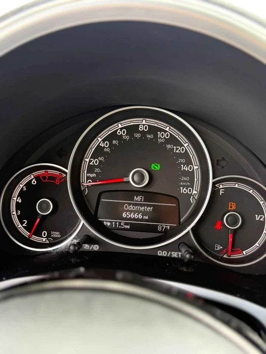 2018 Volkswagen A5 Beetle - Image 5 of 9