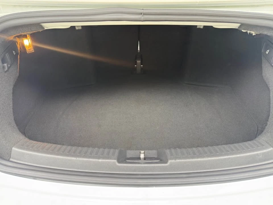 2018 Volkswagen A5 Beetle - Image 13 of 18
