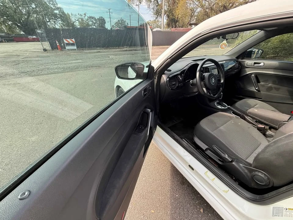 2018 Volkswagen A5 Beetle - Image 5 of 12