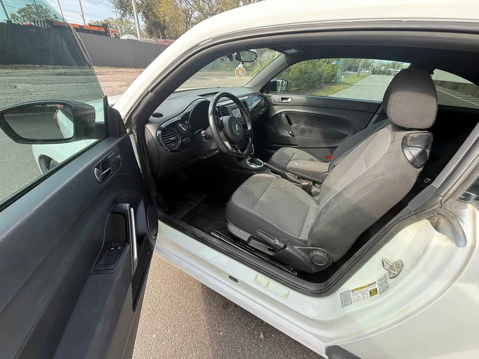 2018 Volkswagen A5 Beetle - Image 4 of 12