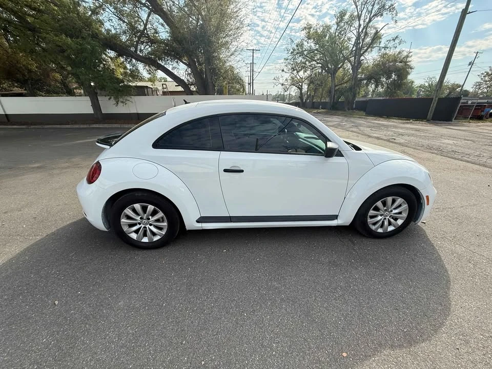2018 Volkswagen A5 Beetle - Image 8 of 12