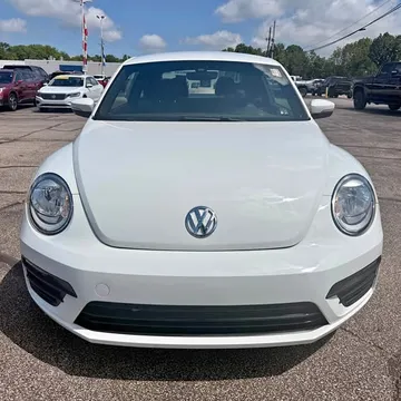 2018 Volkswagen Beetle 2.0T S Hatchback 2D