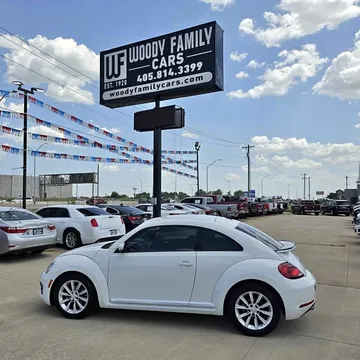 2018 Volkswagen Beetle 2.0T S Hatchback