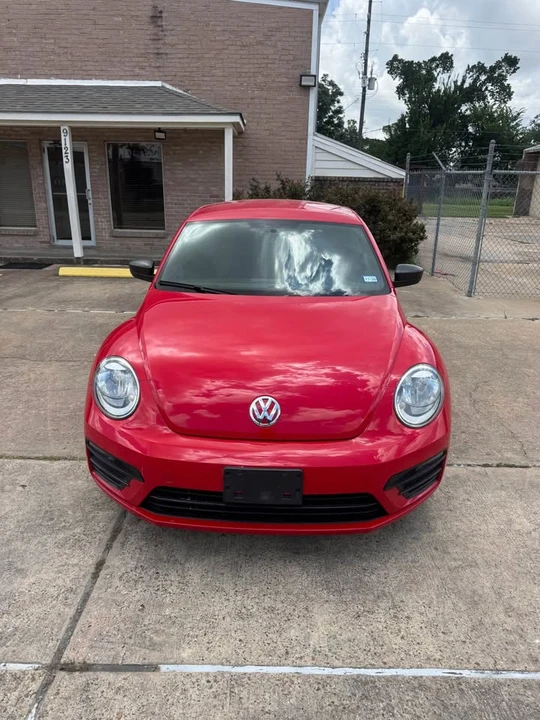 2018 Volkswagen A5 Beetle - Image 2 of 10
