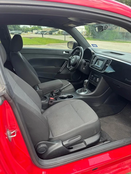 2018 Volkswagen A5 Beetle - Image 9 of 10