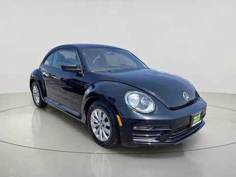 2018 Volkswagen Beetle 2.0T S Hatchback 2D