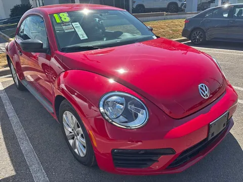 2018 Volkswagen Beetle 2.0T S Hatchback
